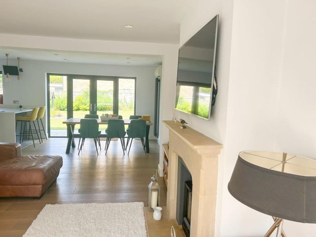 Luxe 5 Bed House In Guildford. Morden Amenities Villa Normandy Exterior photo